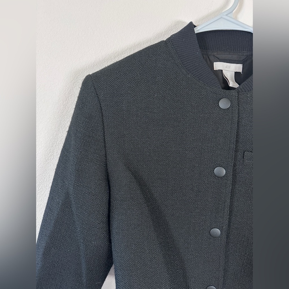 H&M Black Textured Bomber Jacket cardigan black tweed size small - Picture 7 of 10